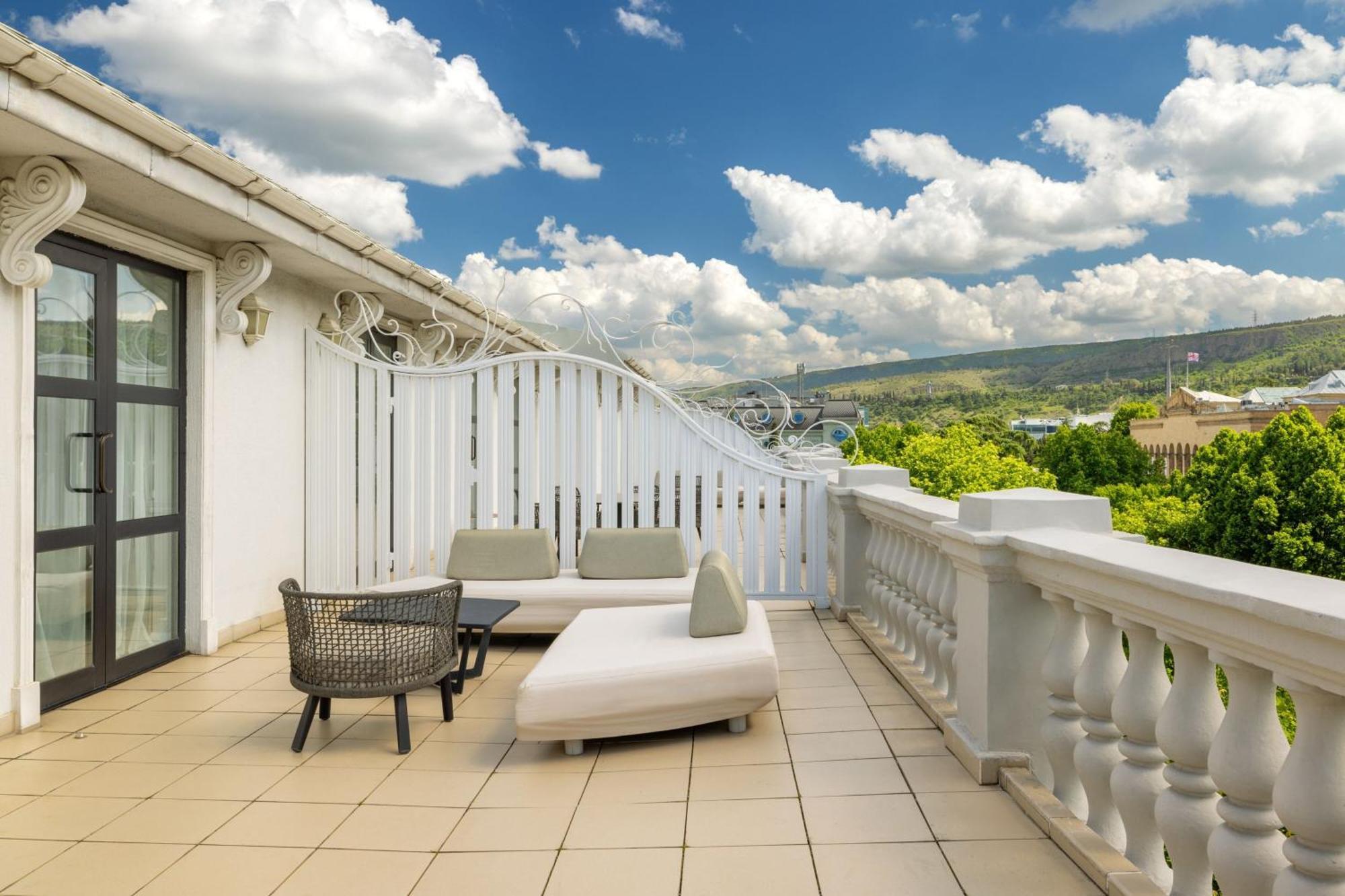 Tbilisi Marriott Hotel Luaran gambar